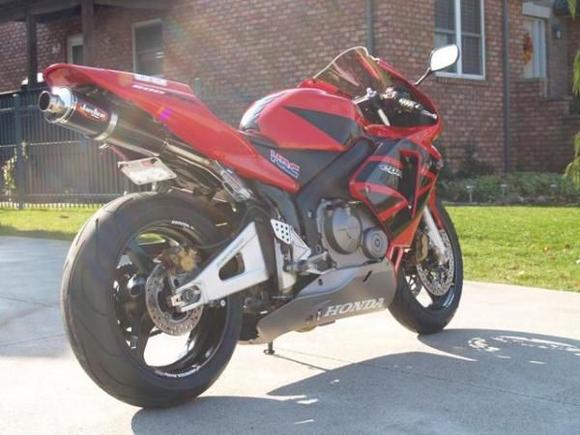 2003 CBR 600rr with new pipe.