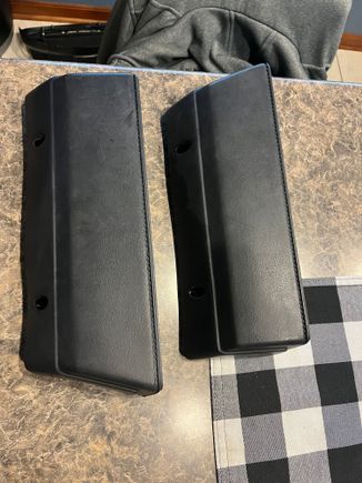 Rear arm rest