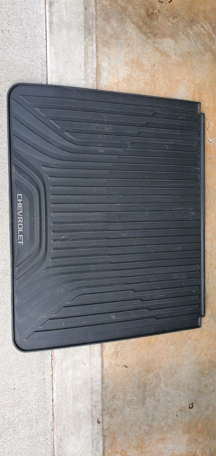 Accessories - Floor Mats - Used - 2020 to 2022 Chevrolet Equinox - Huntsville, AL 35801, United States