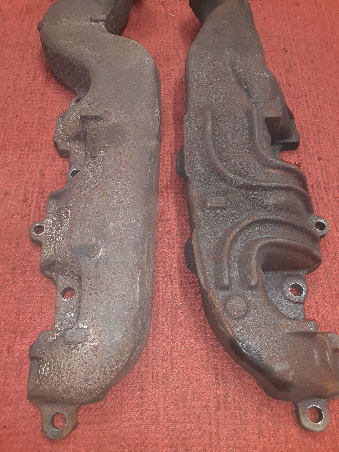 1970 Olds 98 Dual exhaust manifolds