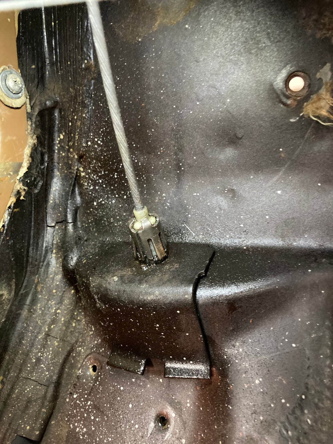 Tool to remove Parking brake cable