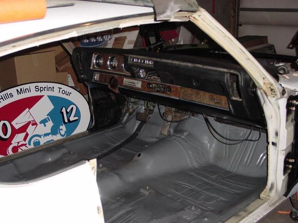 70 Cutlass Inside1