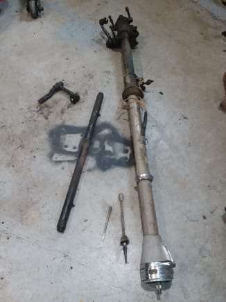1949 olds steering gearbox and column, complete except for steering wheel. $150.00
