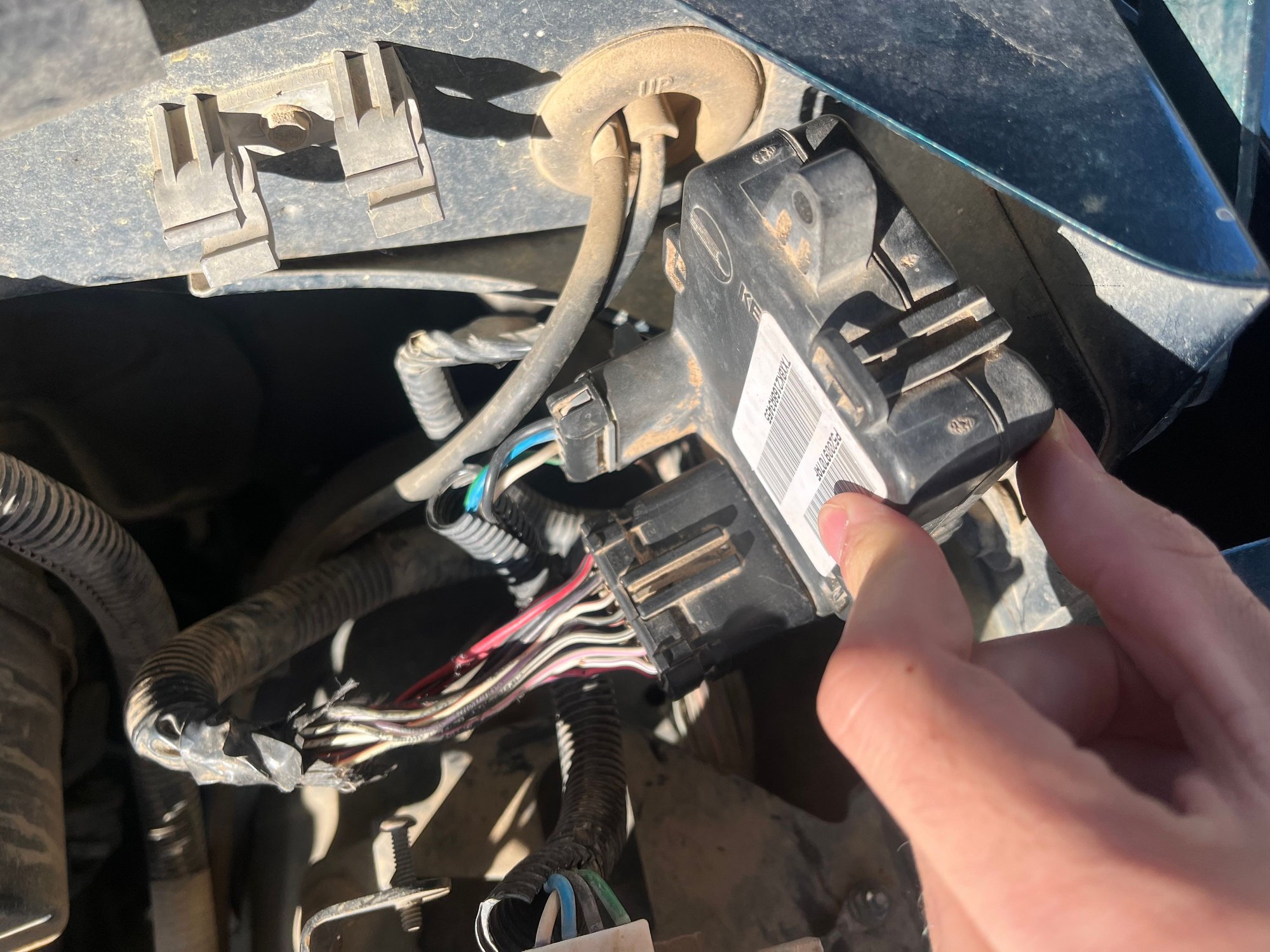 Just triple checking to be 100%. This is the one. It will be the white wire with a purple strip that is the return wire correct? 