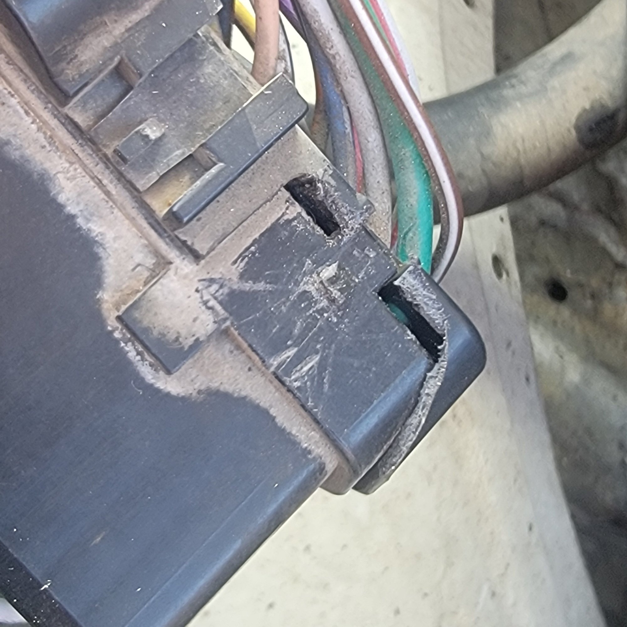 Broken Bit, moisture barrier retainer, feels like a press fit or not supposed to be removed ?