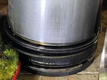 Cylinder 6 and 1 have these light marks on the bottom of them. 