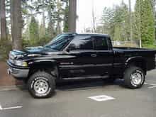 2001 Dodge Ram 4x4
408cu Stroker
Supercharged
Methanol Injected