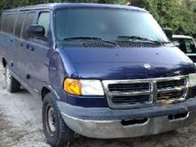 00 Dodge B3500 Maxi-Wagon