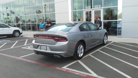 V6 dodge charger se fresh brand new buy before the add ons 