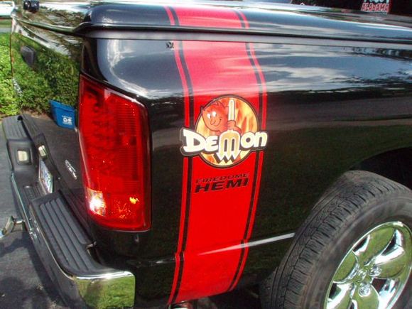 Picture of the Demon on the side.