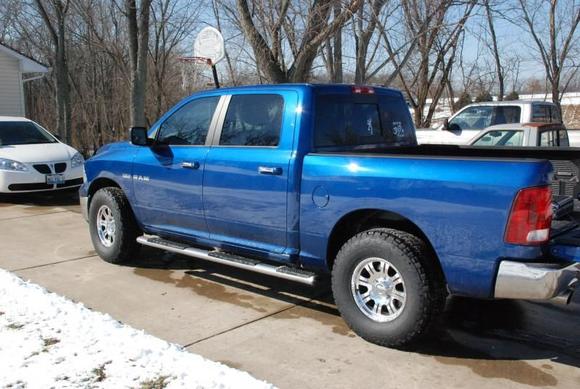 Project Big Horn,
Nitto Terra Grapplers 305/70/17
Eagle series 140 rims,
2 1/2 front and 3/4 rear leveling kit and 
D-Badge coming soon