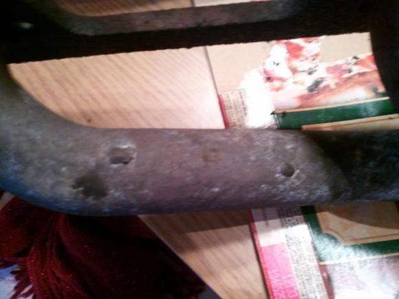 2012 02 27 15.23.59 this is where the pacesetter id tag was welded but broke off...