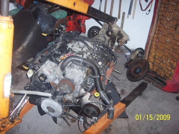 318 V8 with 4 speed automatic tranny with transfer case