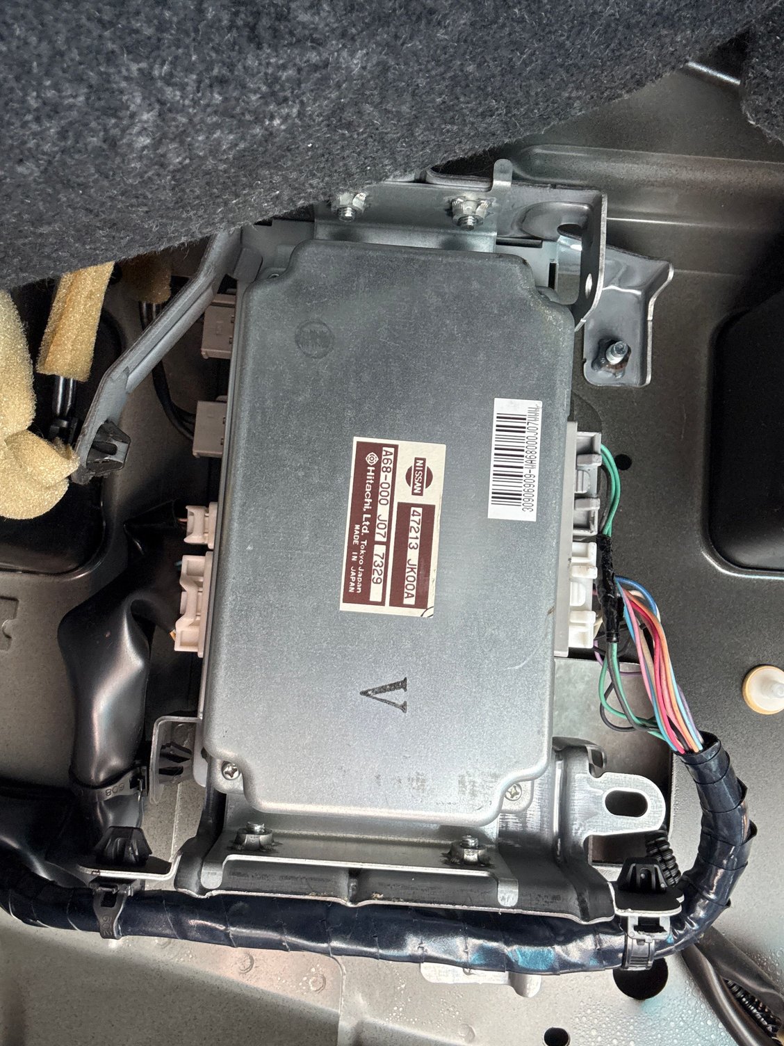 is it this, i�m positive it has bose because there are bose fuses.