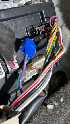 Remote Start Trigger Wire scotch locked to what 12volt.solutions claim is the correct wire to connect to