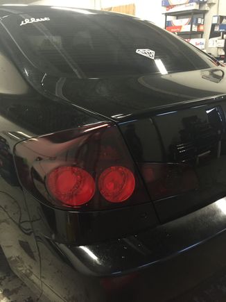 Vinyl overlay tint on taillights