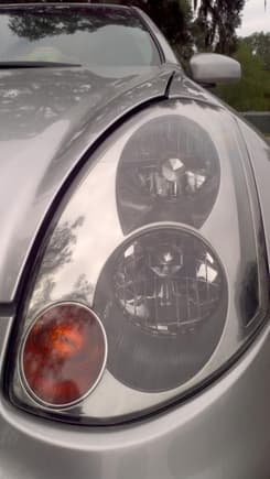 G35 headlight AFTER restoration DRIVERSIDE