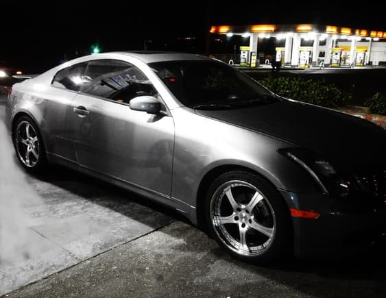 My 2004 G35 coupe with Momo 19&quot; FXL-2, Muteki SR-48 red lugs.