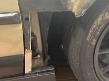 Since there is no metal there I grabbed some random stainless I had and started to build fender