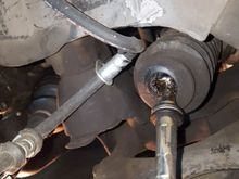 Than I see the outer tie rod 😤 fuck lol.