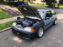 Update on the hatch. Since the last time you guys saw her I added a 96 spec Type R lug conversion along with a brand new set of Wages CS1 wheels. Also I got a free ebay Js lip for the SiR front so I threw it on. Fitment was basura