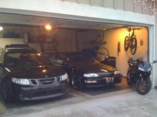 My current collection of vehicles.
K2 Mach 1.0 road bike, Diamondback FS and disk brakes mountain bike
ALL BLACK: 05 600RR, 05 9-2X, 90 EF