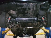 Installed ASR rear brace w/ 24mm anti sway-bar. Also installed left/rear diffuser from Civic hybrid.