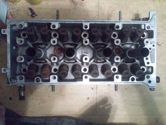 Bare B20/PPA-2 CRV DOHC nonvtec head top view