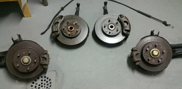 Bought a set of 36mm 5 lug that i just ended up selling, didnt want to deal with no axle headaches.