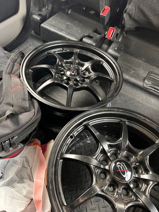 Found these freshly powder coated. I wanted slipstreams. But this will do fine. 15s are the only size for this car I think 