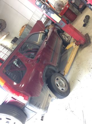 30/40 lift spacers. the rack isn't touching the car.