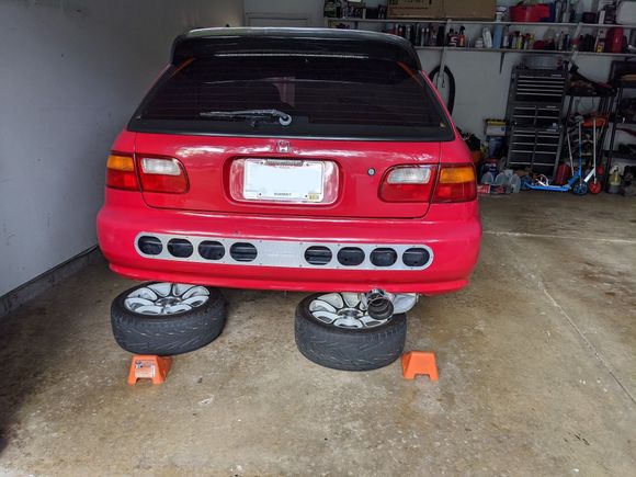 Yonaka Exhaust