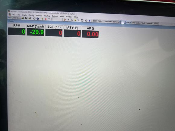 How do i get this to start showing readings? Do i go up in the menu and go to download?