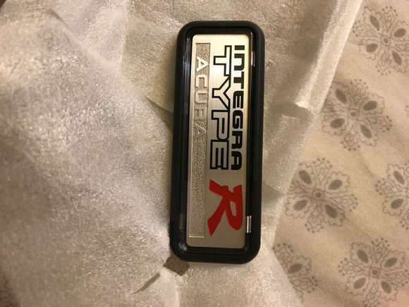 (2) available new badge