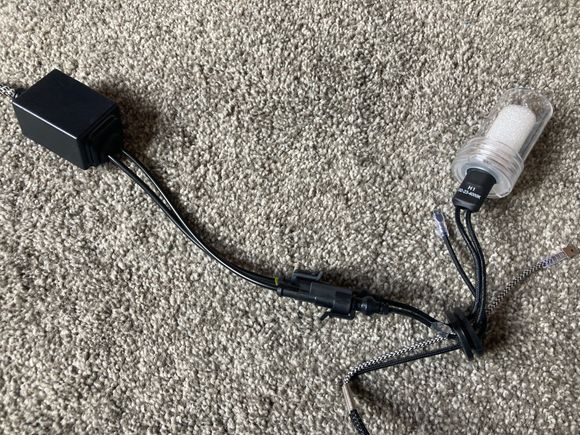 Bulb connected to the ignitor.
