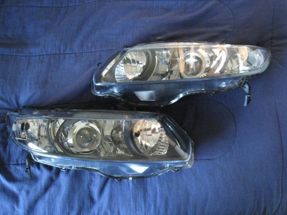 06-11 civic coupe

tsx projectors
type k shrouds
all amber taken out