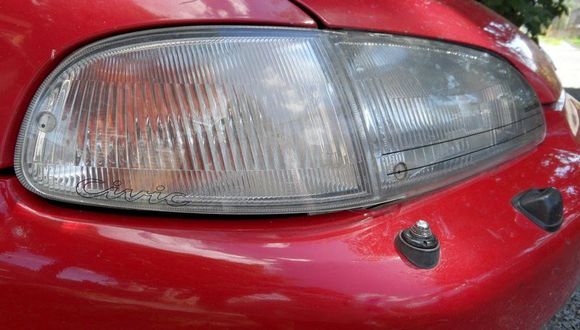 OEM UKDM Honda Access Optional Coupe/Hatchback Headlamp Protectors / Covers,
OEM JDM/EDM Headlamp Washers, 
OEM EDM LHD (E-code) Power-Adjustable Headlamps,
OEM JDM/EDM Clear Front Corner Lights,
OEM JDM Honda Access Optional Complete Bumper/Parking Pole and Wiring Harness,
