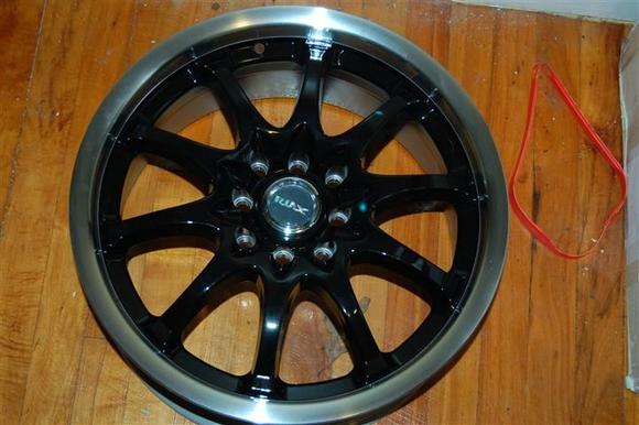 16" Riax Seca wheels. Never heard of them you say? These were from American Racing, the same company that makes the Motegi line of rims.