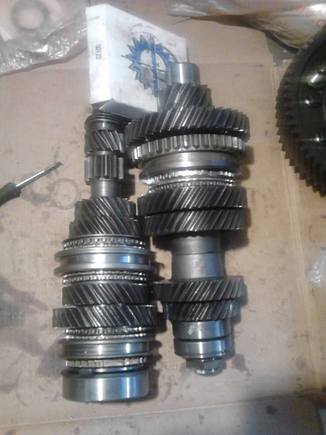 1 gear  gsr (3.230) 2 gear gsr (1.900) 3 gear SI (1.458) 4 gear SI (1.107) Final drive ls (4.266)