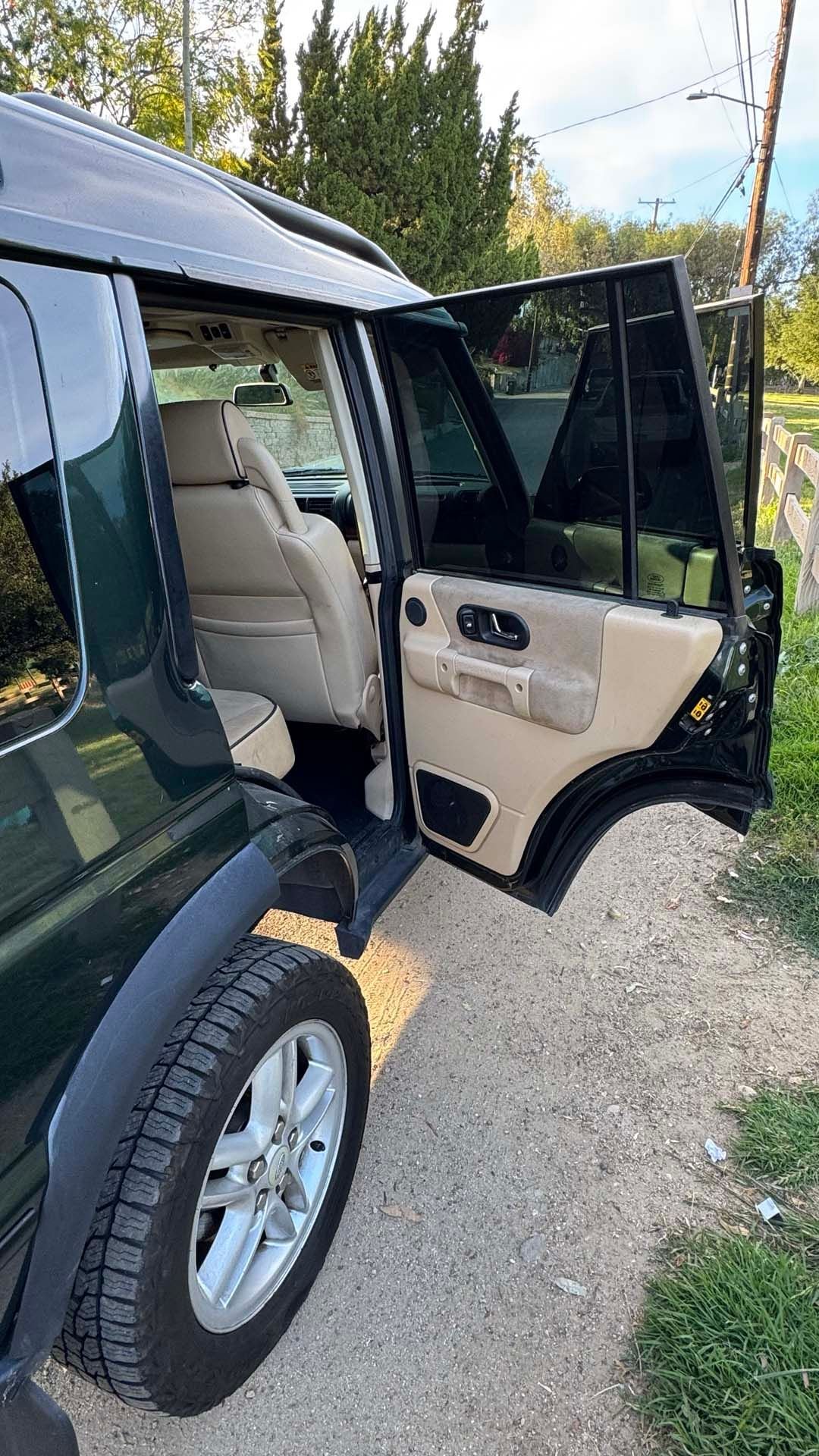2004 Land Rover Discovery - 2004 Land Rover Discovery II SE — Epsom Green / Tan — 148K — Mechanically Sorted — $1 - Used - VIN SALTY19434A864714 - 148,000 Miles - 8 cyl - 4WD - Automatic - SUV - Other - Los Angeles, CA 91214, United States