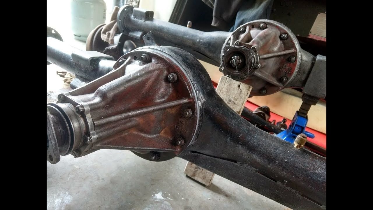 Wheels and Tires/Axles - Land Rover Series Rear Axle Housing - New or Used - 1960 to 1985 Land Rover All Models - Mattawan, MI 49071, United States