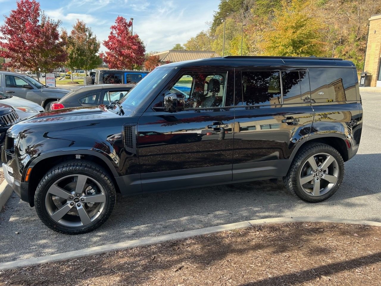 2023 Land Rover Defender - 2023 Defender 110S - Used - VIN SALEJ7EXXP2138086 - 3,650 Miles - 4 cyl - AWD - Automatic - SUV - Black - Roanoke, VA 24012, United States