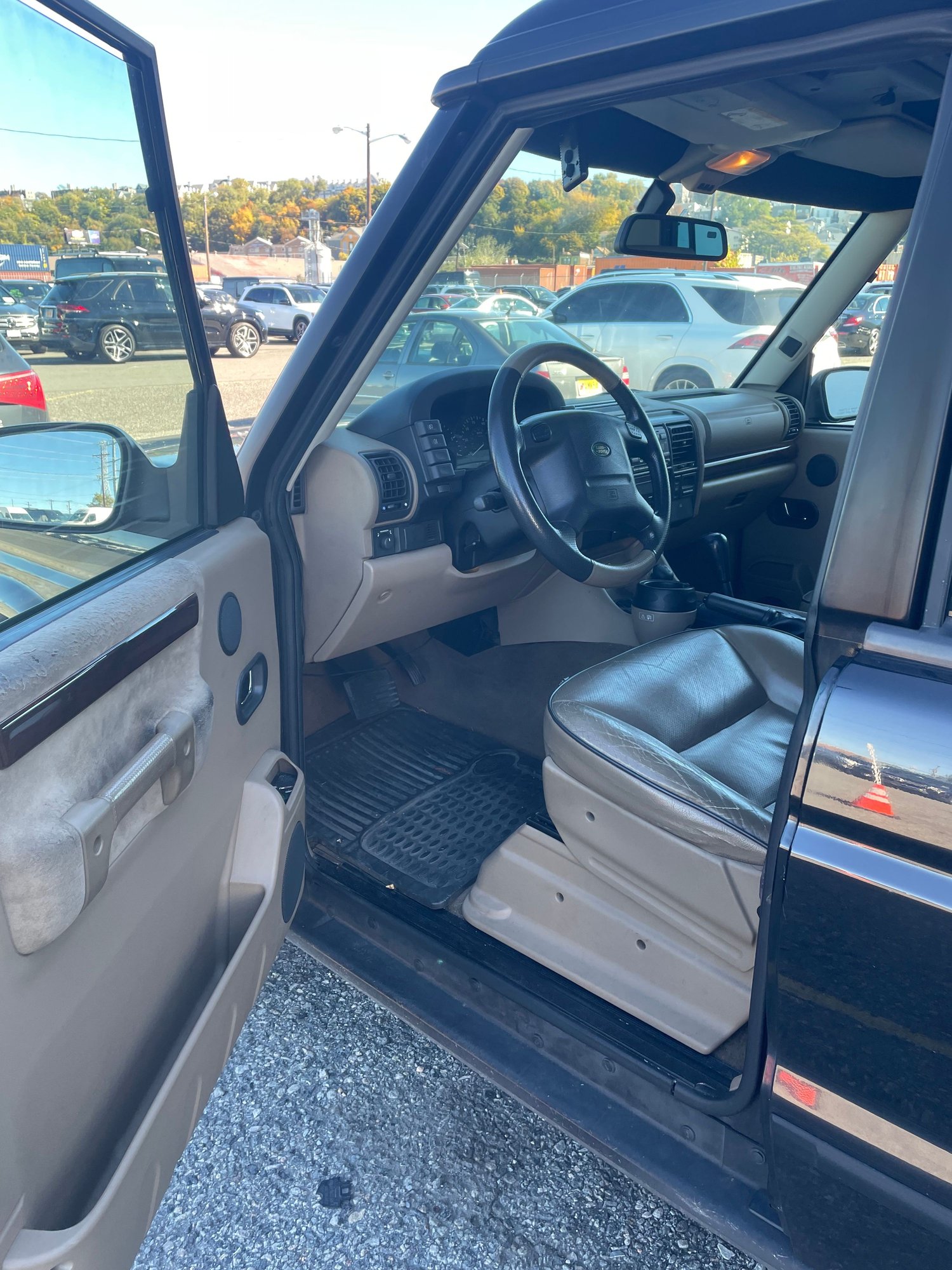 2001 Land Rover Discovery - 2001 Discovery 2 SE - Used - VIN SALTY12461A711069 - 131,748 Miles - 8 cyl - 4WD - Automatic - SUV - Black - West Caldwell, NJ 07006, United States