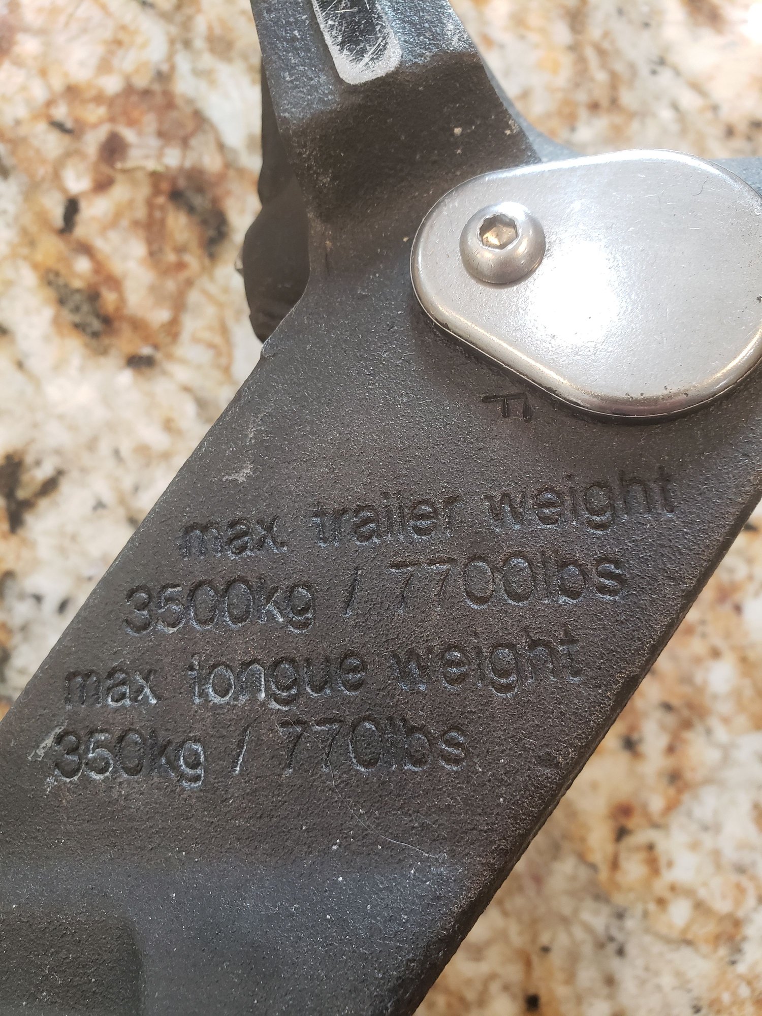 Miscellaneous - Land Rover LR3/LR4 hitch - Used - 2005 to 2009 Land Rover LR3 - 2009 to 2016 Land Rover LR4 - Peoria, IL 61615, United States