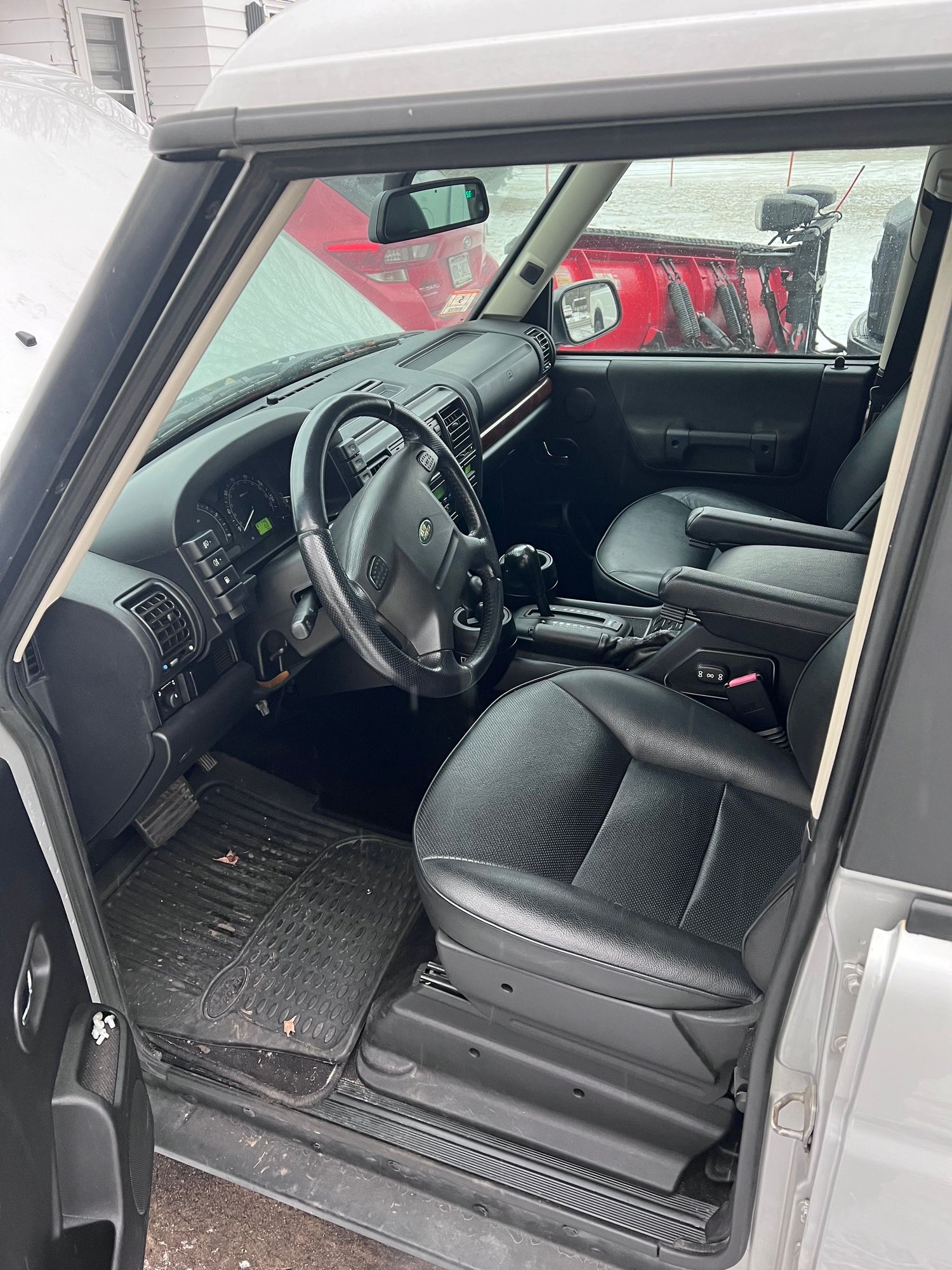 2004 Land Rover Discovery - 2004 Land Rover Discovery (Blown Head Gasket) - Used - VIN SALTW19424A86 - 87,000 Miles - 8 cyl - AWD - Automatic - SUV - Silver - Ganesvoort, NY 12831, United States