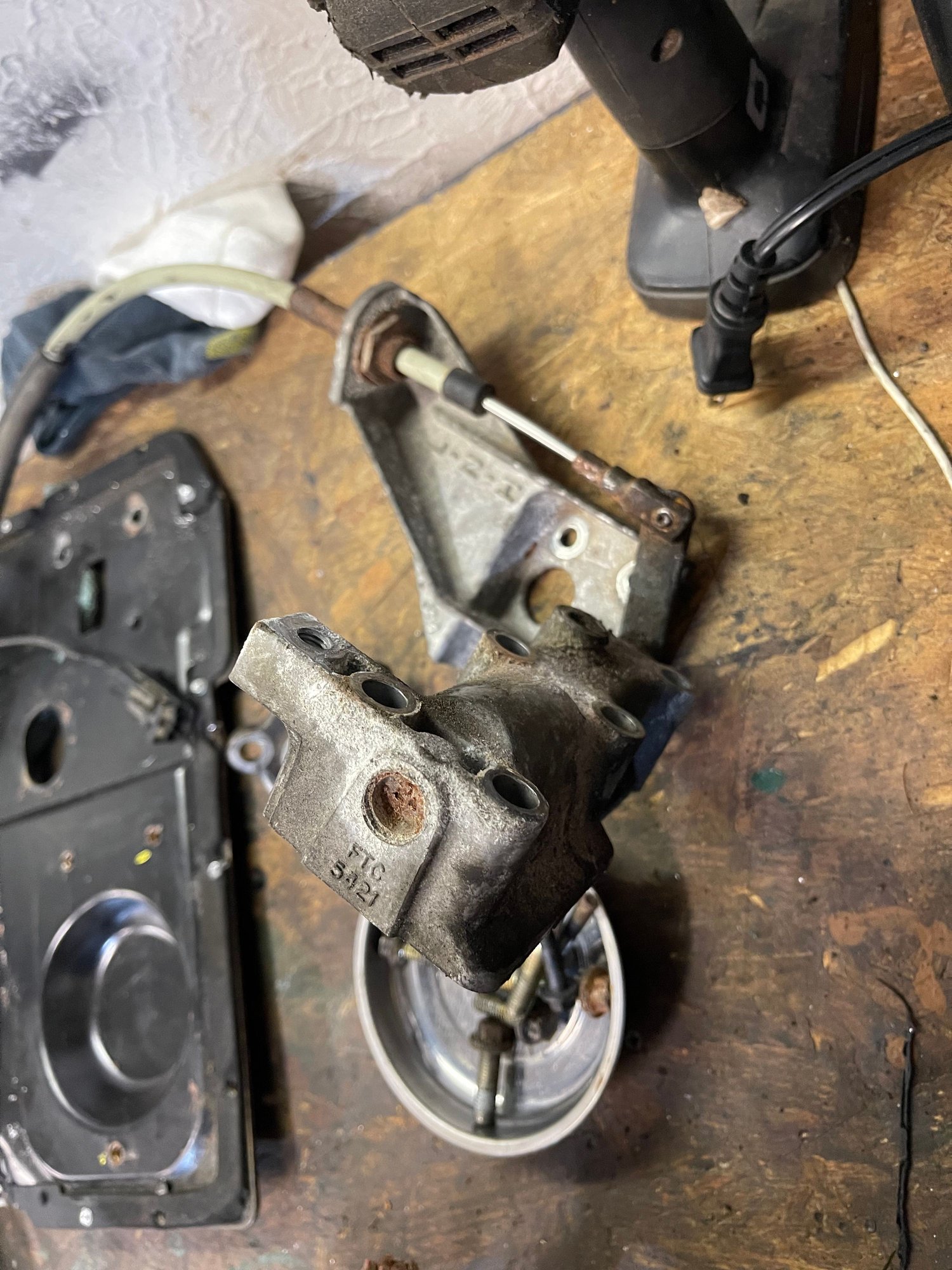 Drivetrain - 2004 discovery ii CDL shifter and cable and actuator kit center diff lock - Used - 1990 to 2004 Land Rover Discovery - West Chester, OH 45069, United States