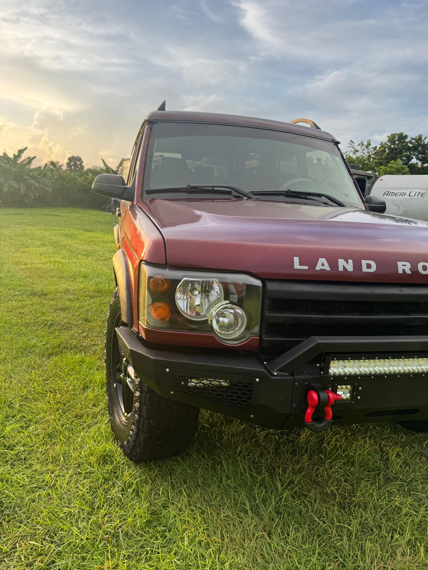 2003 Land Rover Discovery - I want to sell my Land Rover Discovery 2 - Used - VIN SALTY14453A771117 - 100,080 Miles - 8 cyl - 4WD - Automatic - SUV - Red - Miami, FL 33187, United States
