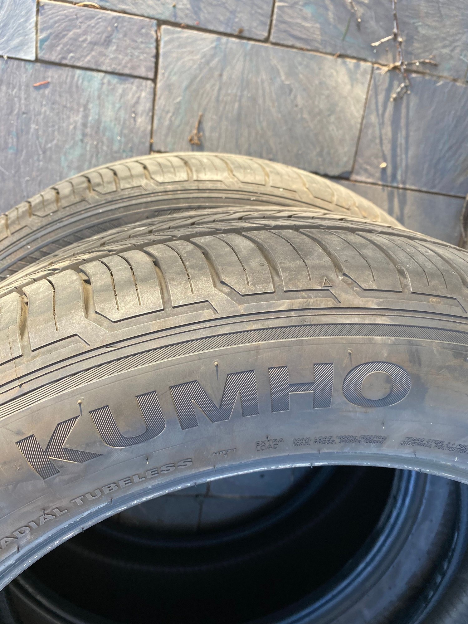 Wheels and Tires/Axles - 4 used 20” Kumho tires - Used - 2017 to 2021 Land Rover Discovery - Napa, CA 94558, United States