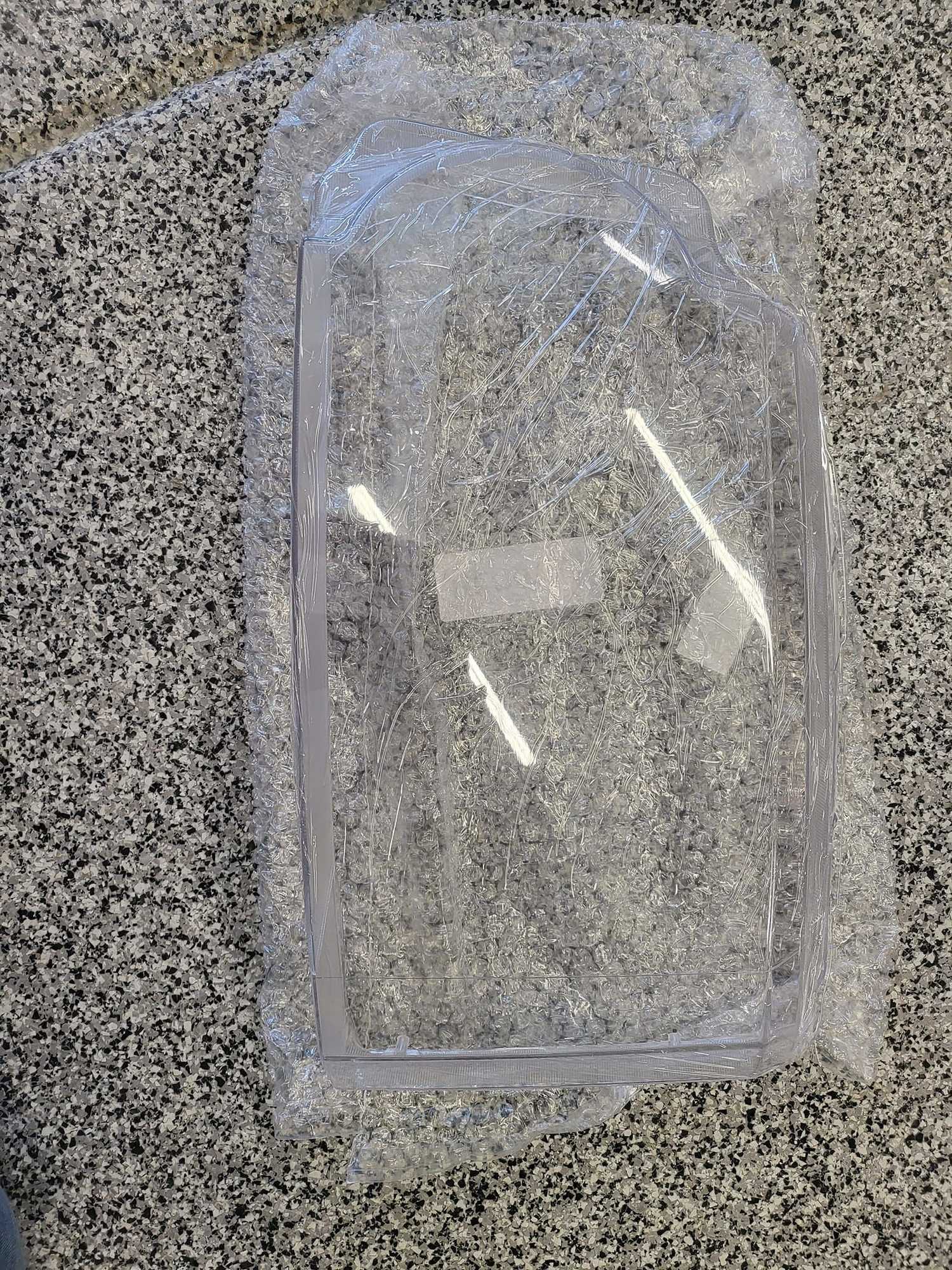 Lights - LR4 Drivers side headlight Lens - New - New - 2010 to 2013 Land Rover LR4 - Saratoga Springs, UT 84045, United States