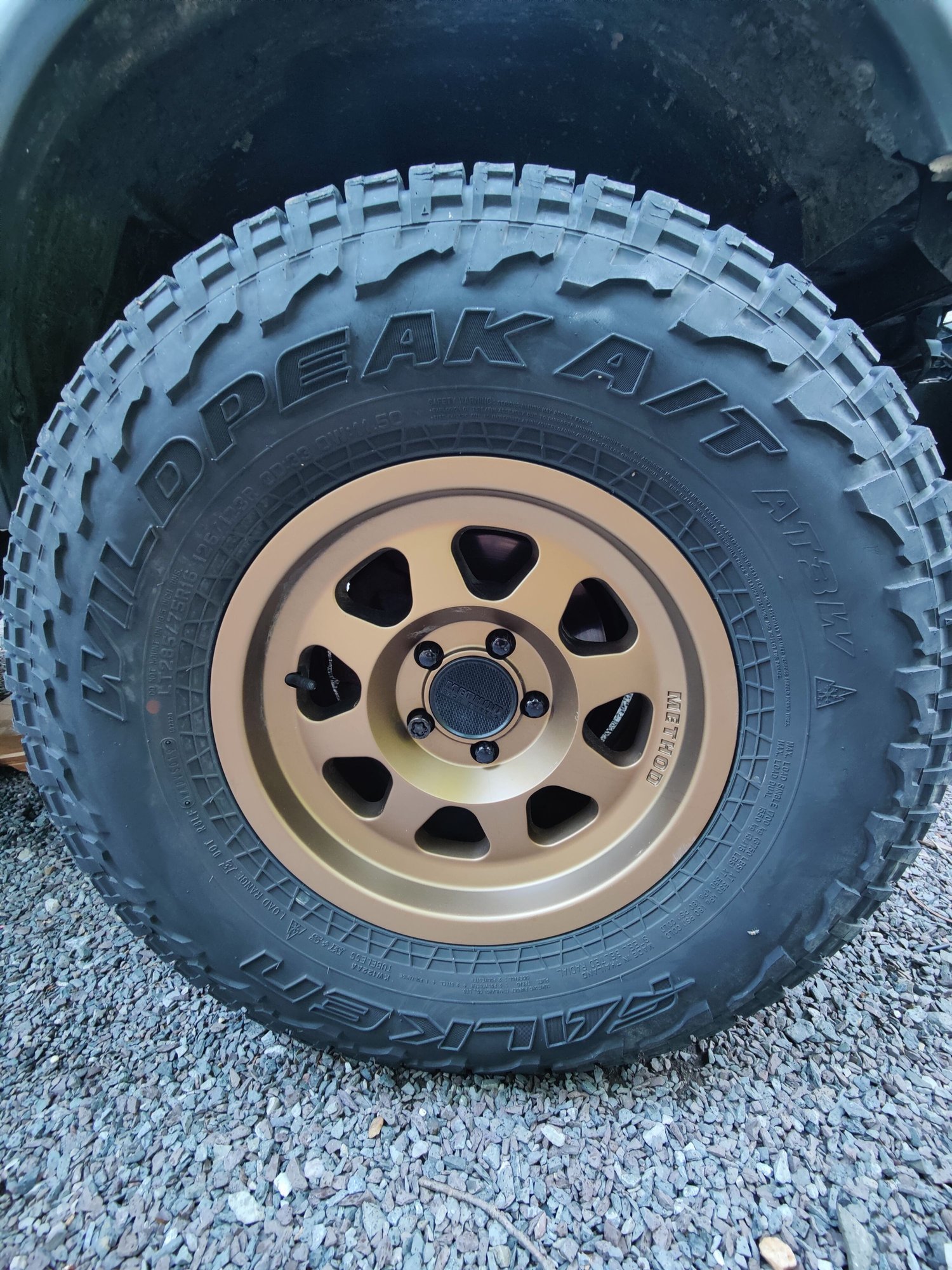 Wheels and Tires/Axles - (5) 16x8 Methods Bronze with 285/75/16 Wildpeak AT3s - Used - 2001 to 2004 Land Rover Discovery - New Hope, PA 18938, United States
